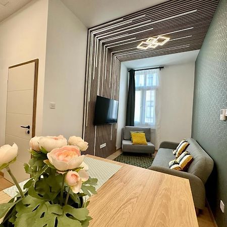 Apartment At Gozsdu Courtyard #Partyzone #Downtown #Freeparking Budapest Extérieur photo