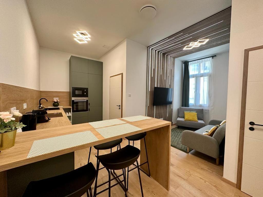 Apartment At Gozsdu Courtyard #Partyzone #Downtown #Freeparking Budapest Extérieur photo