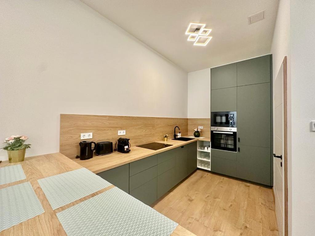 Apartment At Gozsdu Courtyard #Partyzone #Downtown #Freeparking Budapest Extérieur photo