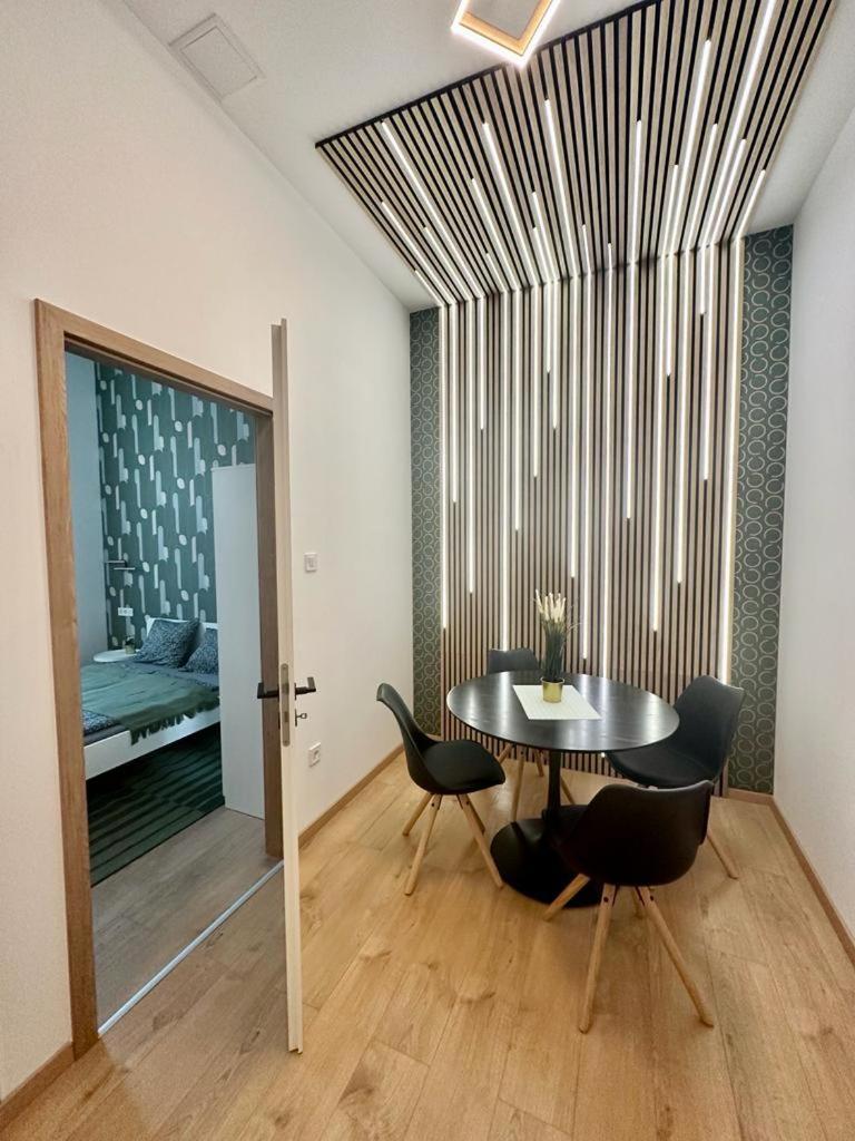 Apartment At Gozsdu Courtyard #Partyzone #Downtown #Freeparking Budapest Extérieur photo